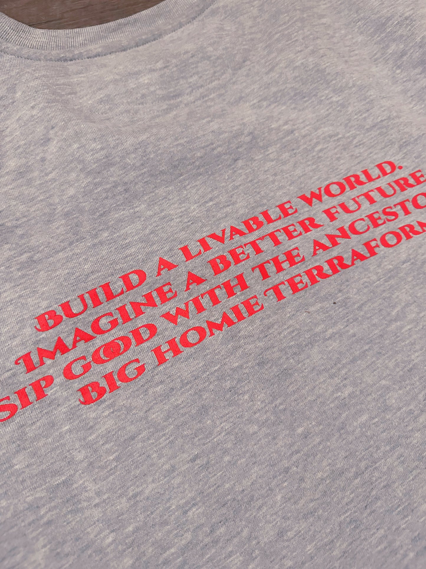 Queen mother grey crew neck